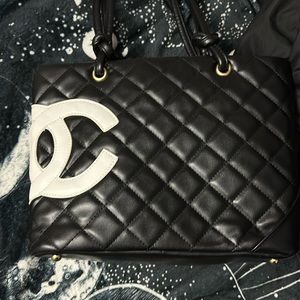 Chanel purse and wallet